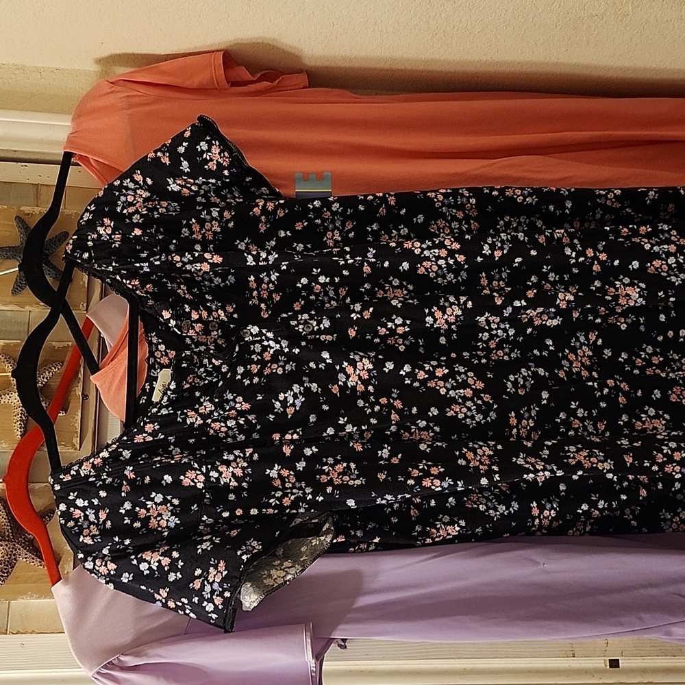 RESELLERS NIGHTGOWN BUNDLE 3 FOR $25 - Picture 3 of 3